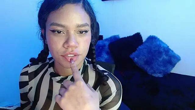 Canela s1 online show from January 7, 2026, 9:39 pm