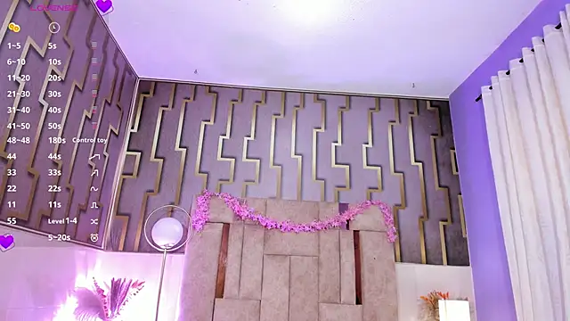 luna maisonn online show from February 6, 2026, 4:17 am