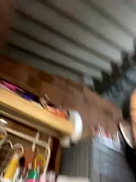 Snapshot of Jessyivonne chatting on September 20, 2025, 3:40 am Jessyivonne online show from September 20, 2025, 3:40 am