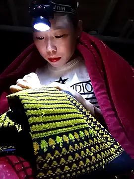 Ngocmi909 online show from December 2, 2025, 12:21 pm