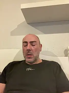 Snapshot of Richmcgee chatting on February 24, 2026, 3:21 pm Richmcgee online show from February 24, 2026, 3:21 pm