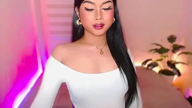 MissRumi Hunter online show from May 9, 2026, 4:23 pm