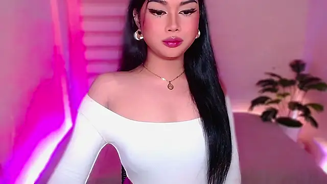 MissRumi Hunter online show from May 19, 2026, 8:59 pm