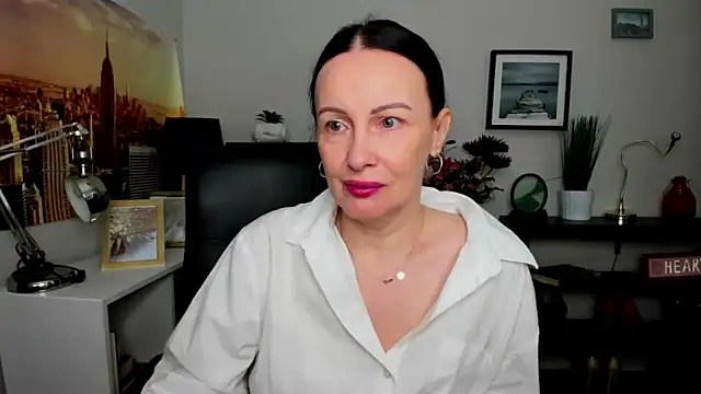 Velvet Jasmine online show from September 20, 2025, 6:25 am