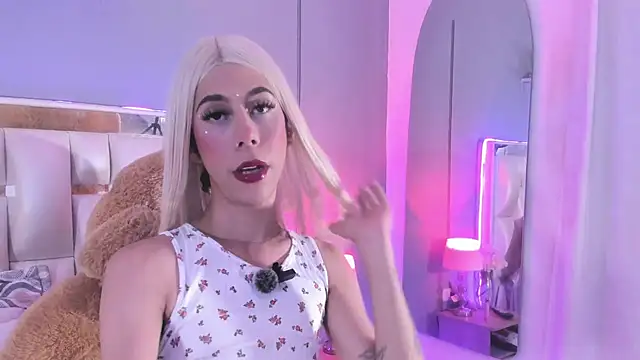 Darlyn tenderhot   online show from November 29, 2025, 11:41 pm