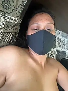 Snapshot of indianshycouple chatting on February 15, 2026, 2:08 am indianshycouple online show from February 15, 2026, 2:08 am