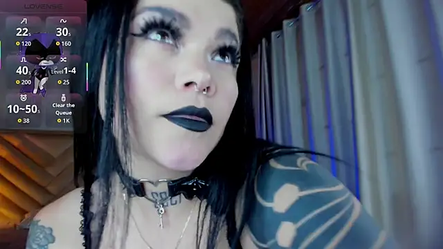  raven black online show from November 7, 2025, 4:07 pm