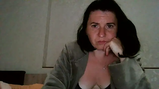 Snapshot of owl_psy chatting on May 27, 2026, 7:22 pm owl psy online show from May 27, 2026, 7:22 pm
