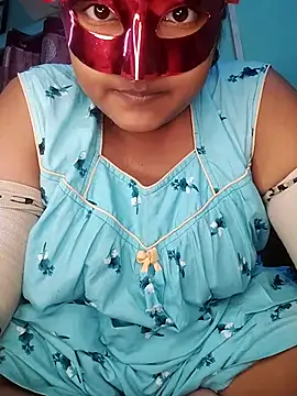 mimi87hoty online show from December 20, 2025, 2:35 pm