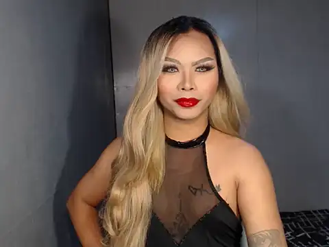 Snapshot of midnight_mariaxx chatting on October 3, 2025, 10:01 am midnight mariaxx online show from October 3, 2025, 10:01 am