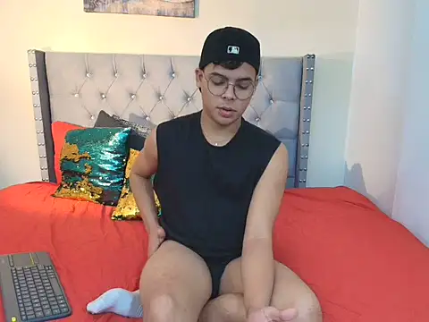 stewart mateo  online show from November 22, 2025, 2:10 am