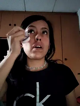 Queen Ashly online show from September 10, 2025, 10:43 pm