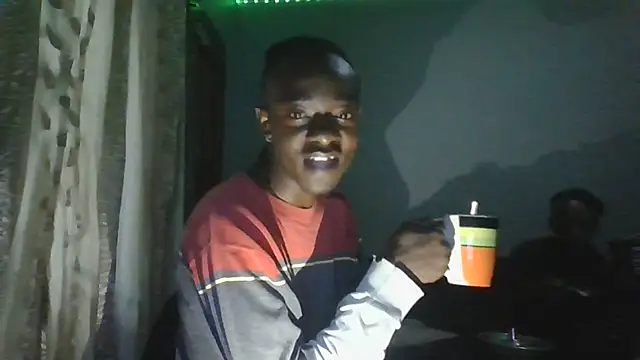 Nykho17 online show from November 3, 2025, 7:48 pm