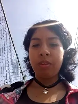 Syndel23 online show from April 18, 2026, 7:18 pm