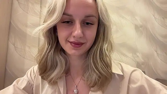 AdeleEverhart online show from November 30, 2025, 6:23 pm