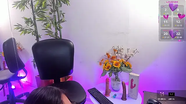 KendallJay online show from September 19, 2025, 9:15 pm