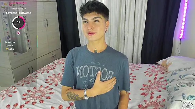 Dark luckyyy online show from February 5, 2026, 9:08 pm