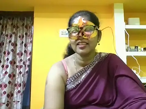 Snapshot of kavya1 chatting on September 20, 2025, 6:31 pm kavya1 online show from September 20, 2025, 6:31 pm