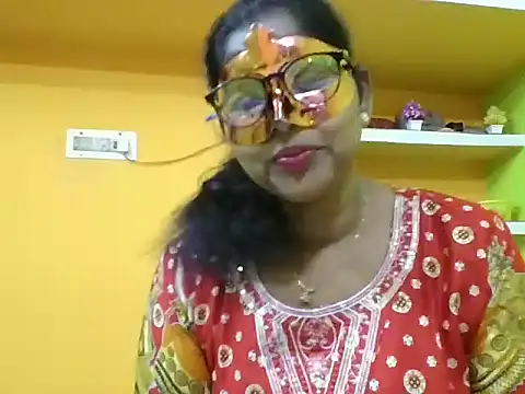 Snapshot of kavya1 chatting on October 18, 2025, 5:32 am kavya1 online show from October 18, 2025, 5:32 am