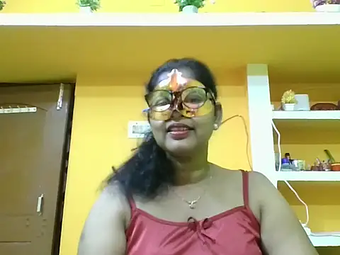 Snapshot of kavya1 chatting on October 18, 2025, 6:52 pm kavya1 online show from October 18, 2025, 6:52 pm