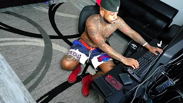 SLANGONDEMHOES online show from December 15, 2025, 9:52 pm