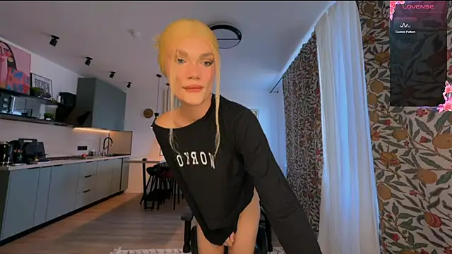 Snapshot of my-muse chatting on September 11, 2025, 12:16 pm my-muse online show from September 11, 2025, 12:16 pm