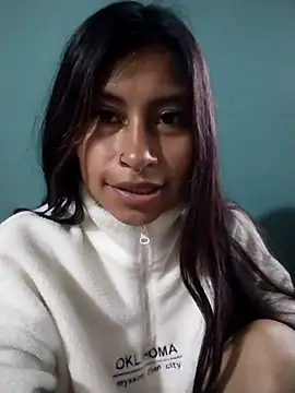 Pocahontas tw online show from September 29, 2025, 2:33 pm