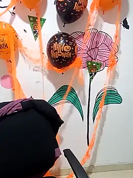 curvy diva  online show from October 31, 2025, 11:11 am