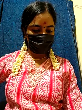 mini-queen online show from March 27, 2026, 10:04 am