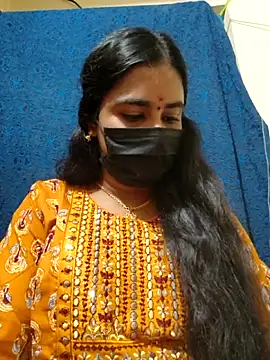 mini-queen online show from April 14, 2026, 1:06 pm