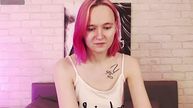 Ericha Stone online show from October 7, 2025, 8:11 am