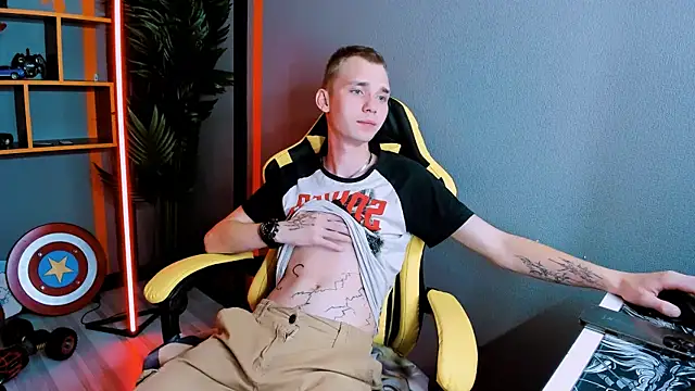 TimBlaks online show from September 14, 2025, 8:52 pm