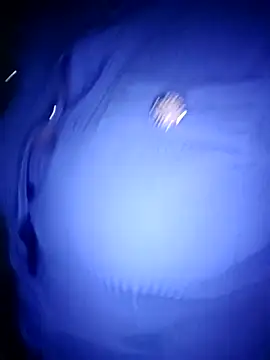 merylove-00 online show from December 1, 2025, 10:26 pm