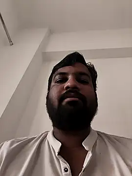 vinay smalldick online show from April 2, 2026, 9:29 am