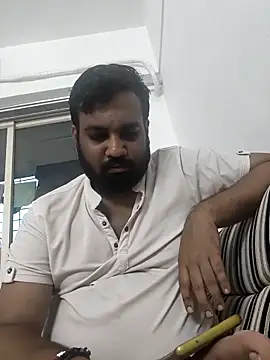 vinay smalldick online show from April 3, 2026, 1:31 pm