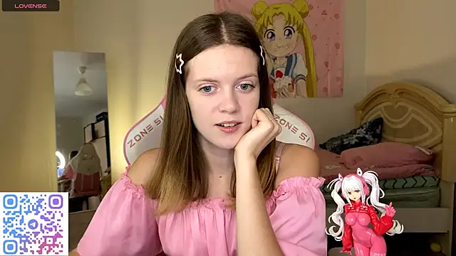 VibeQueenLucy online show from November 2, 2025, 12:29 pm