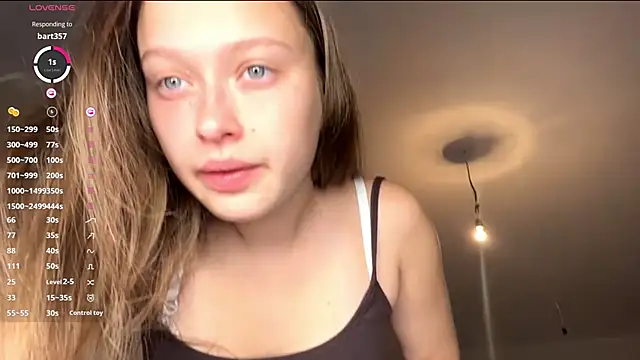 CharlynDini online show from September 25, 2025, 3:16 pm