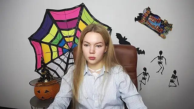 Snapshot of StellaLight chatting on October 22, 2025, 12:16 pm StellaLight online show from October 22, 2025, 12:16 pm