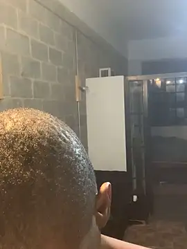 Snapshot of Vince_Favent chatting on September 16, 2025, 1:17 am Vince Favent online show from September 16, 2025, 1:17 am