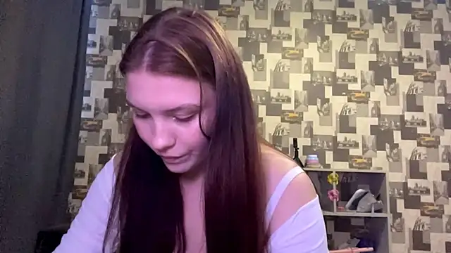 SwiiSweet online show from September 13, 2025, 4:07 pm