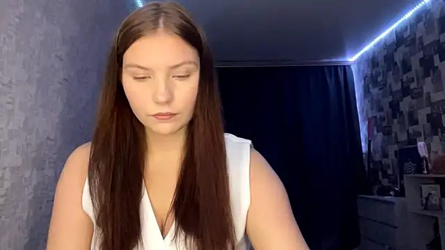 SwiiSweet online show from October 2, 2025, 4:14 pm