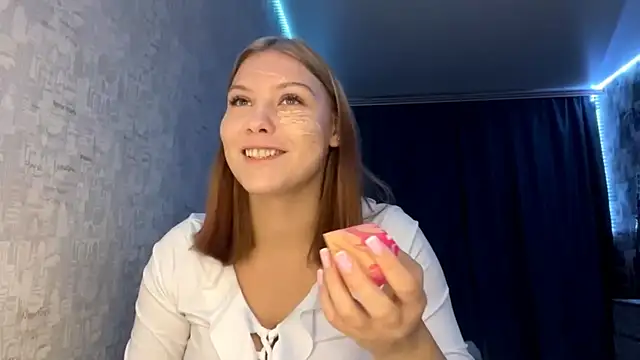 SwiiSweet online show from October 21, 2025, 4:08 pm