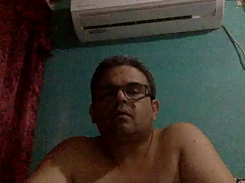 Katracho6969 online show from September 26, 2025, 4:27 am