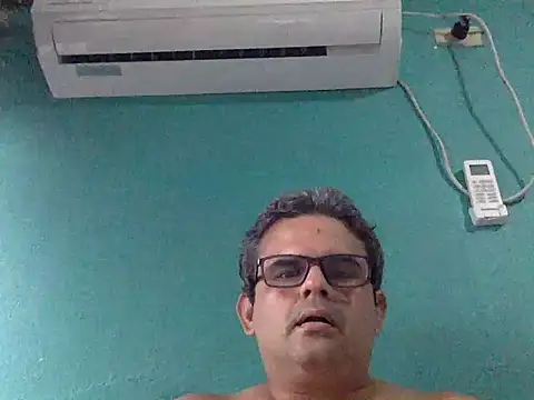 Katracho6969 online show from October 26, 2025, 10:47 pm