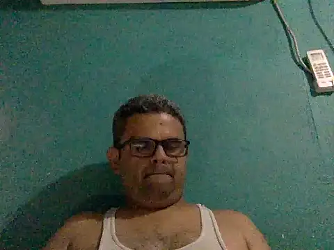 Katracho6969 online show from November 5, 2025, 3:50 am