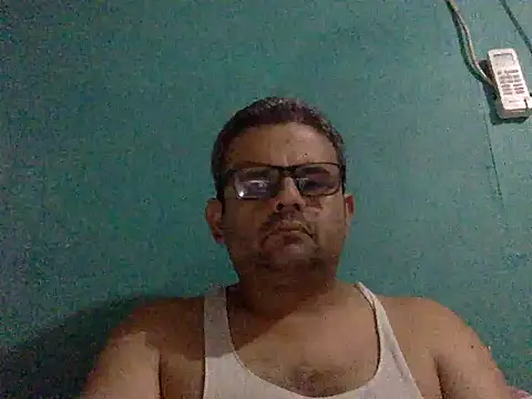 Katracho6969 online show from November 11, 2025, 4:56 am