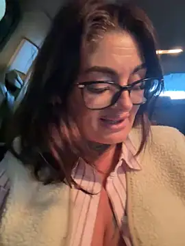 IrishmilfAnna online show from April 14, 2026, 12:11 pm