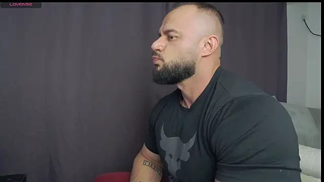 RickyMiami1 online show from October 2, 2025, 7:54 pm