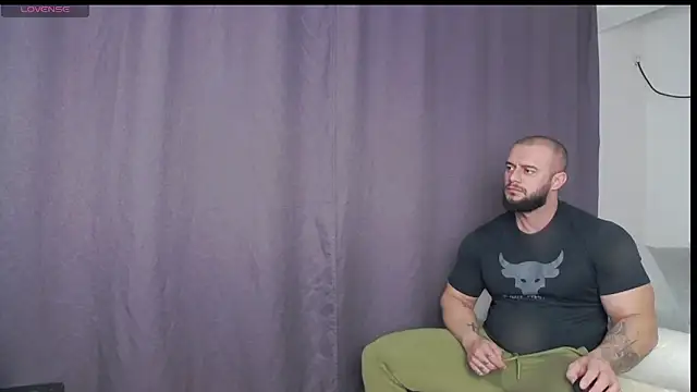 RickyMiami1 online show from November 18, 2025, 9:58 am