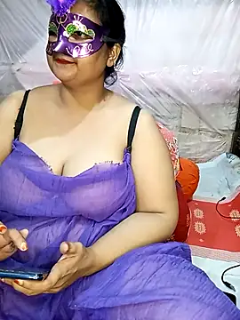 Tanisha-Chy online show from October 11, 2025, 5:33 pm